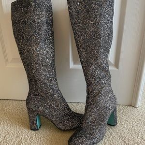 Betsy Johnson Black and gold sparkle Boots